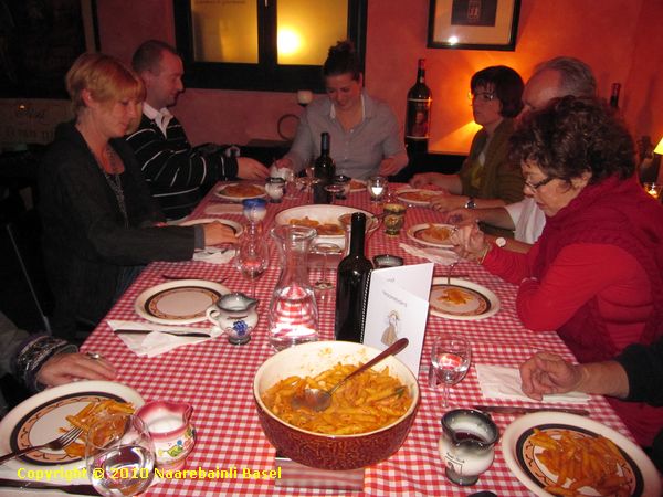 2010_abschlussessen_068.JPG